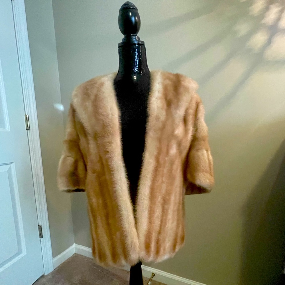 VINTAGE LILLY DACHE 1950s Stunning Blonde Carmel Mink Shrug Evening Wrap